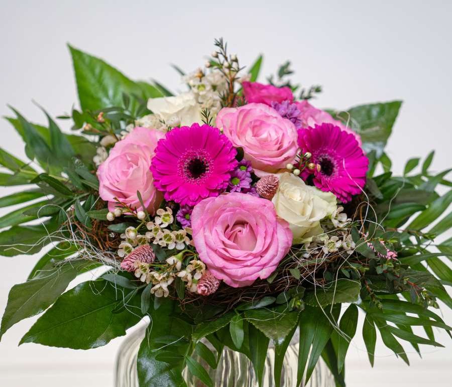 Strauß mit Rosen in rosa
