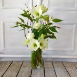 Ammaryllis modern und weiß gebunden