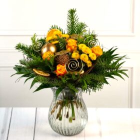 goldgelber Blumenstrauß zum Fest